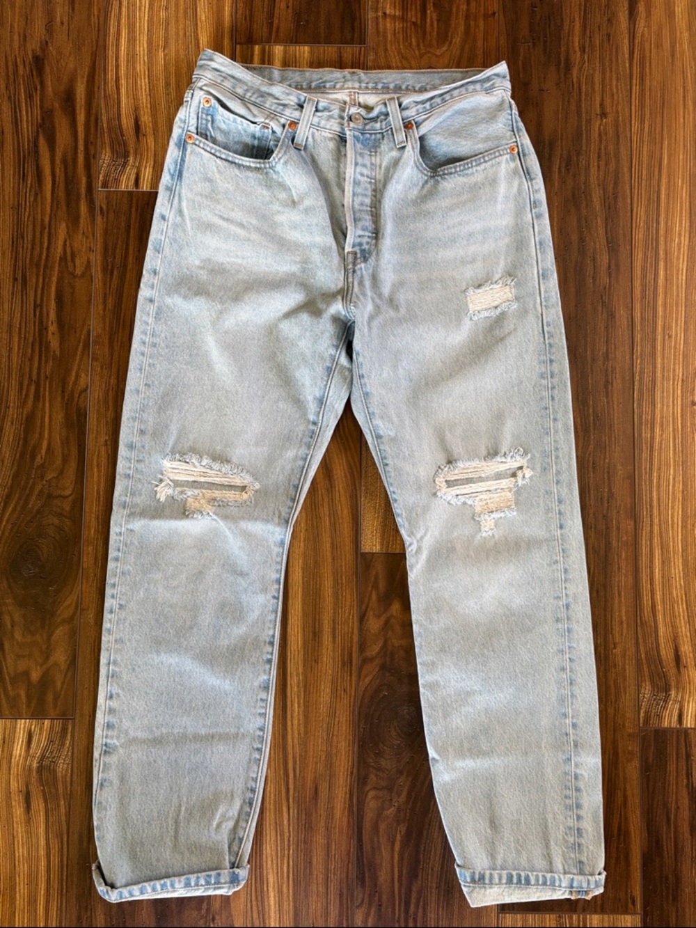 Levi's 501 Women’s Light Blue Vintage Straight-Leg Jeans 30 x 30, high rise - Picture 2 of 9
